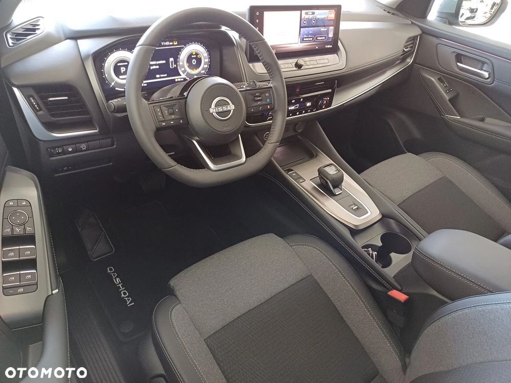 Nissan Qashqai 1.3 DIG-T mHEV N-Connecta Xtronic - 6