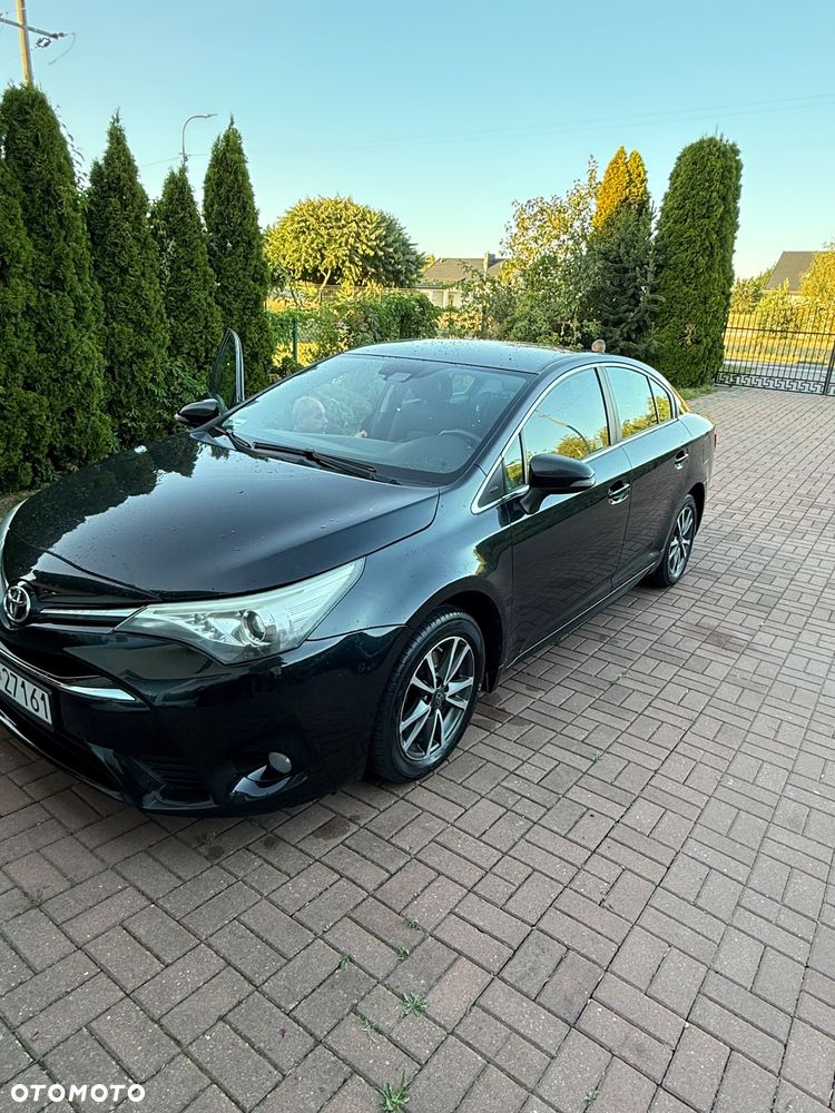 Toyota Avensis 1.6 D-4D Active - 11