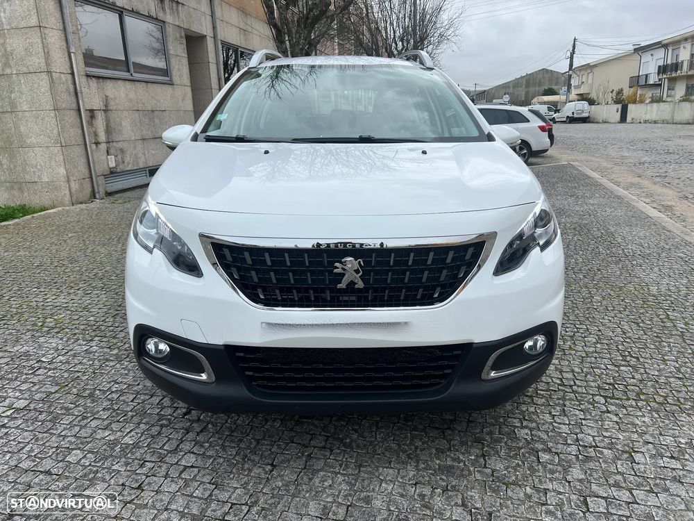 Peugeot 2008 1.2 VTi Active - 3
