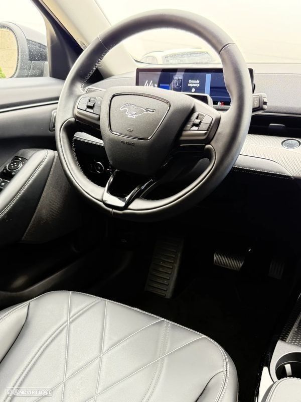 Ford Mustang Mach-E 98.7 kWh Premium - 16