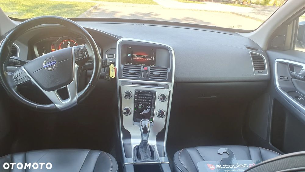 Volvo XC 60 D4 Drive-E Ocean Race - 10