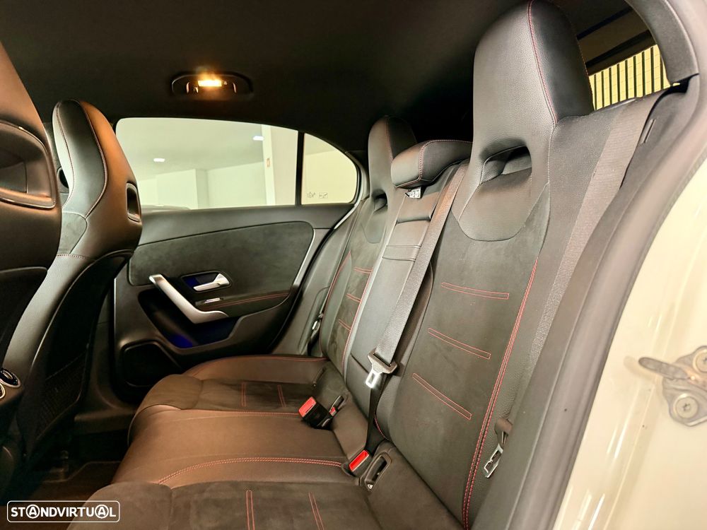 Mercedes-Benz A 180 d 8G-DCT Edition AMG Line - 29