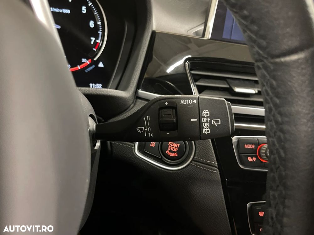 BMW X1 xDrive20i AT - 28