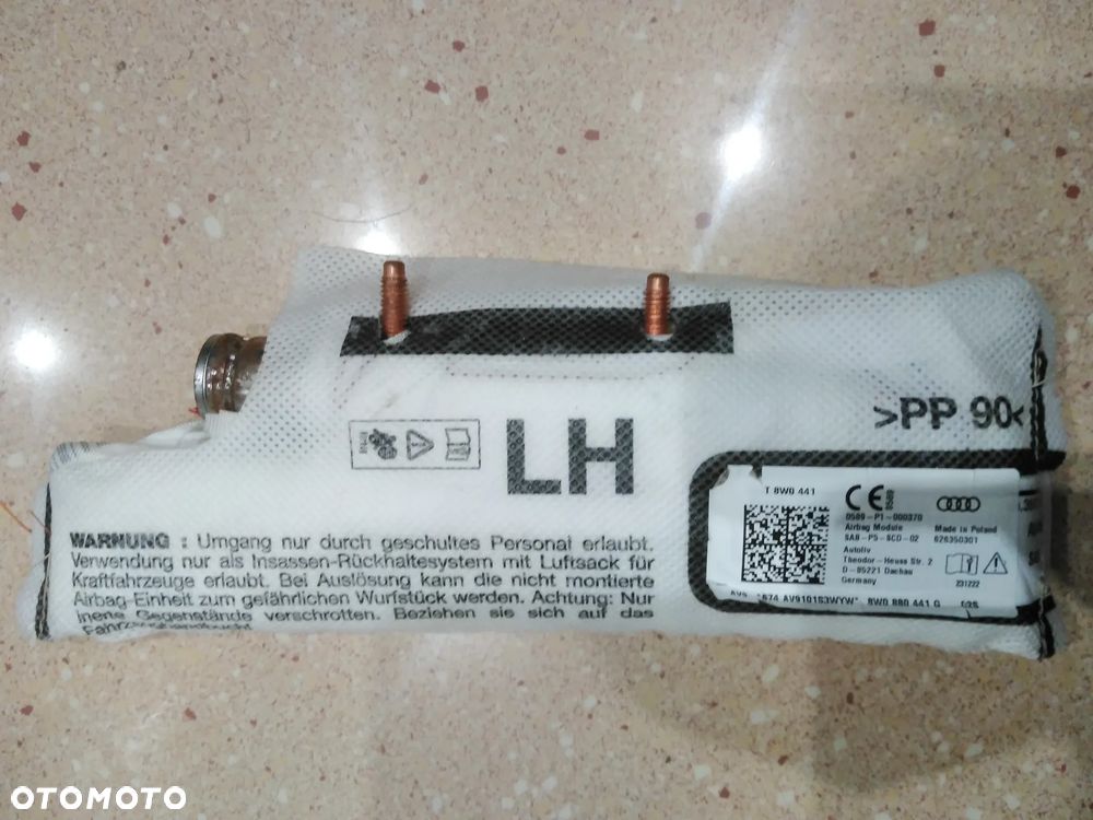 AUDI A4 / A5 8W0 B9 airbag w fotel tylny lewy - 1