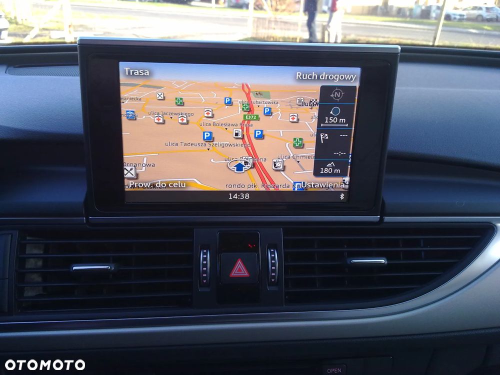 Audi A6 Allroad - 30