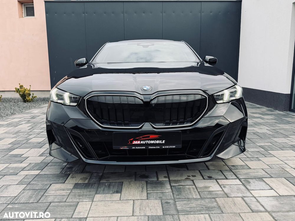 BMW Seria 5 520d AT MHEV - 1