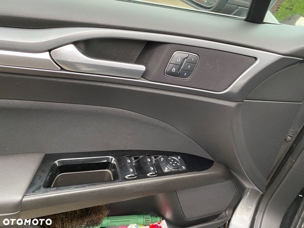 Ford Mondeo - 20