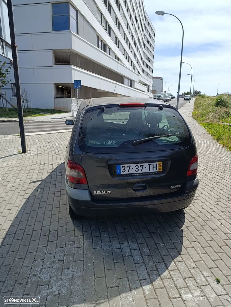 Renault Scénic 1.9 dTi RXE AC - 2