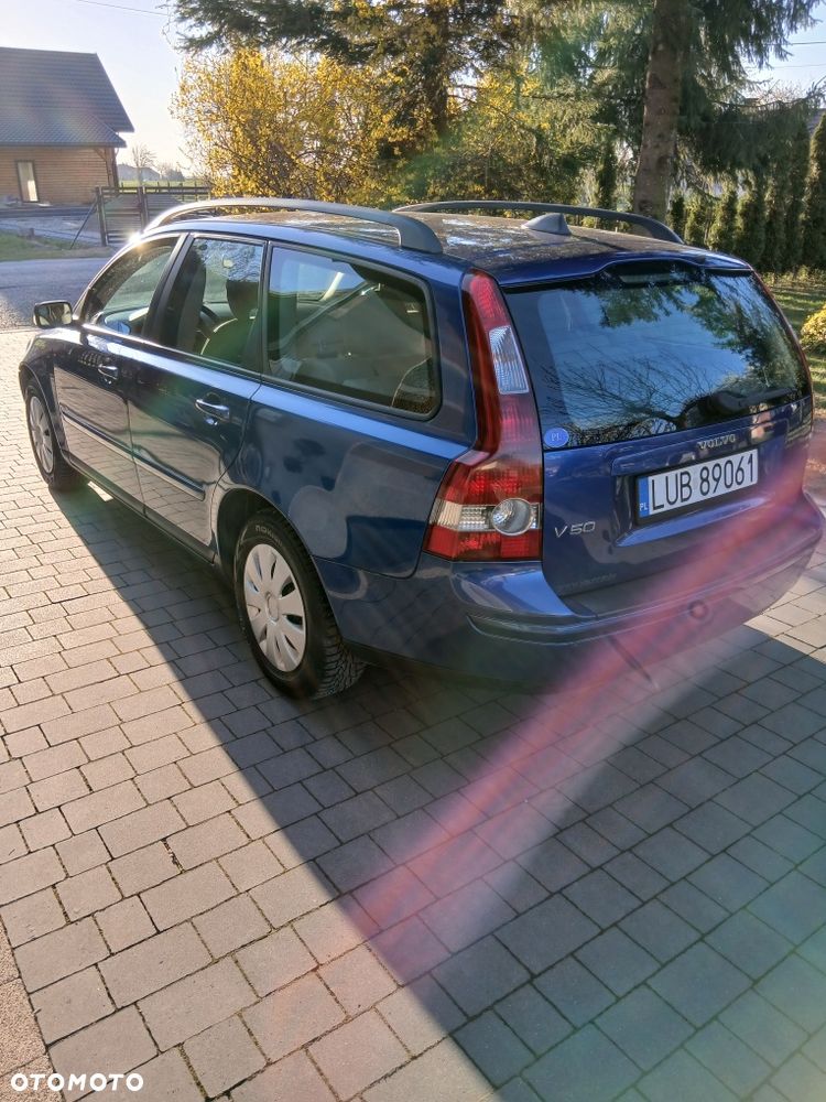 Volvo V50 - 3