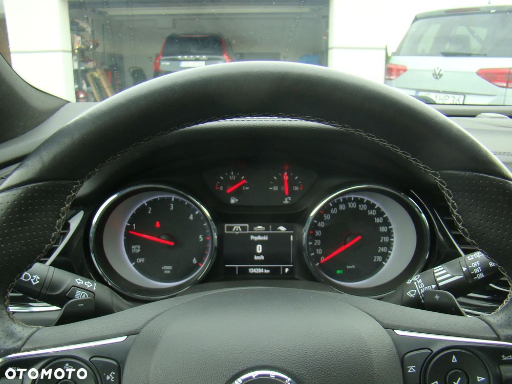 Opel Insignia 2.0 BiTurbo 4x4 Innovation - 24