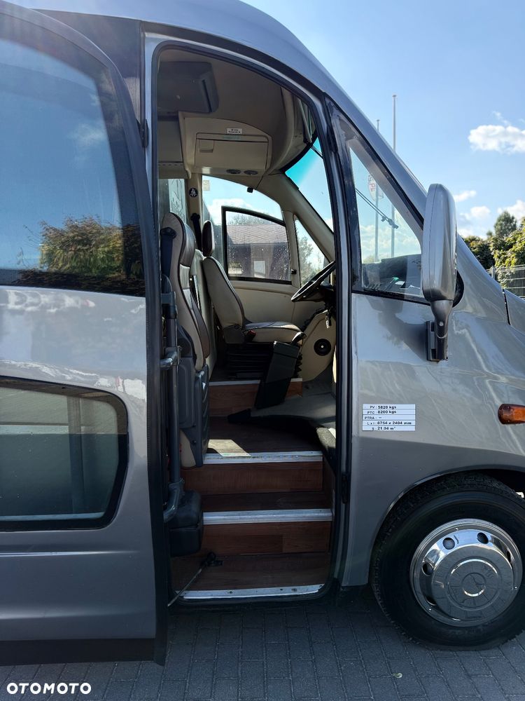 Mercedes-Benz SUNRIDER - 12