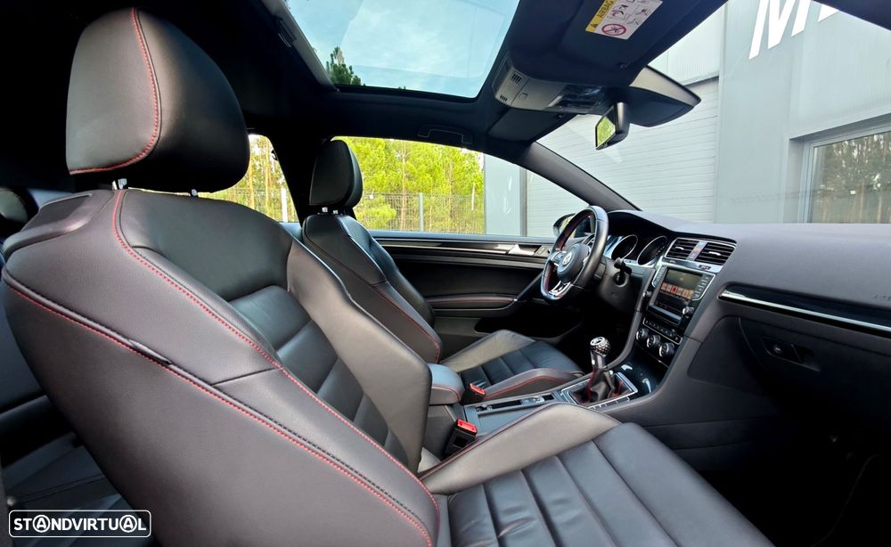 VW Golf 2.0 TSi GTi Performance - 13