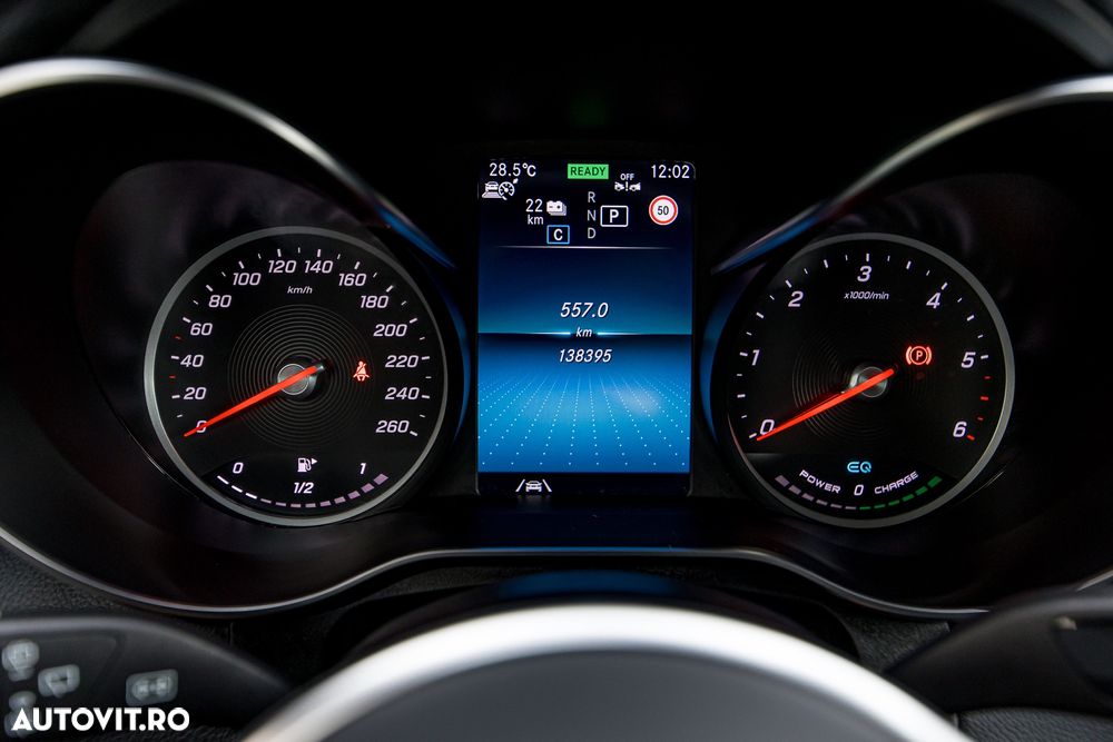 Mercedes-Benz GLC 300 de 4MATIC - 26