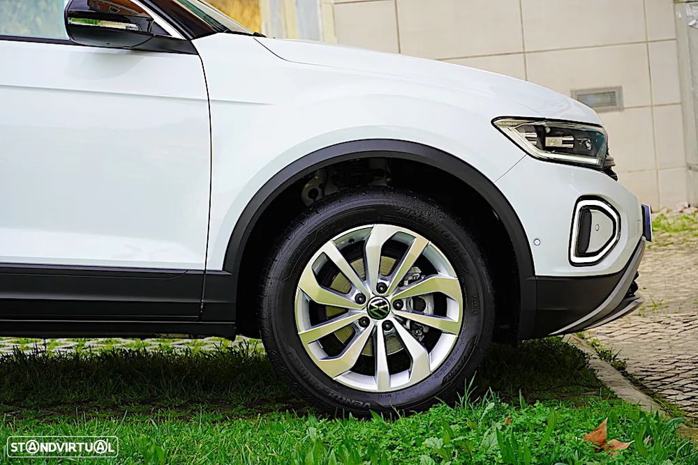 VW T-Roc 1.5 TSI Urban DSG - 12