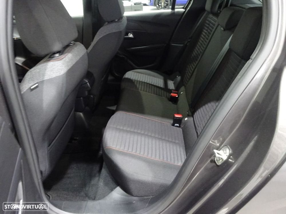 Peugeot 208 1.2 PureTech Active - 29