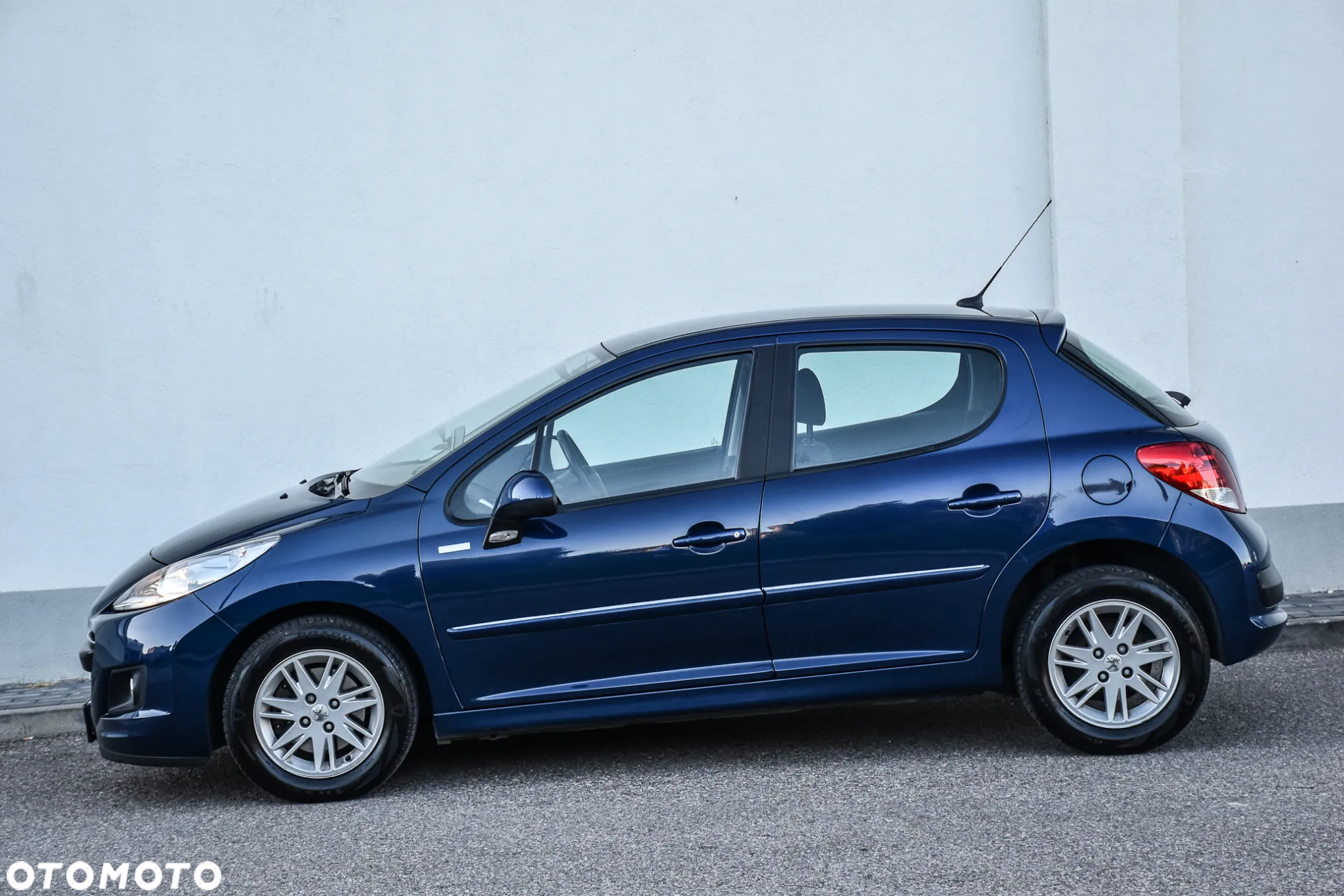 Peugeot 207 1.4 Millesim 200 - 16