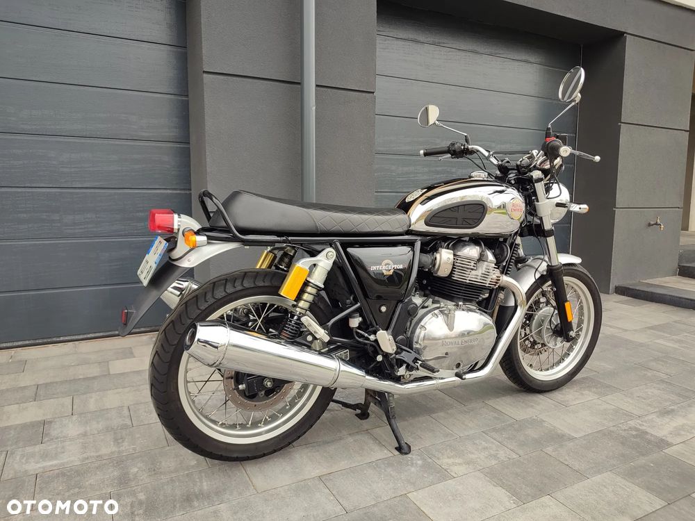 Royal Enfield Interceptor - 6