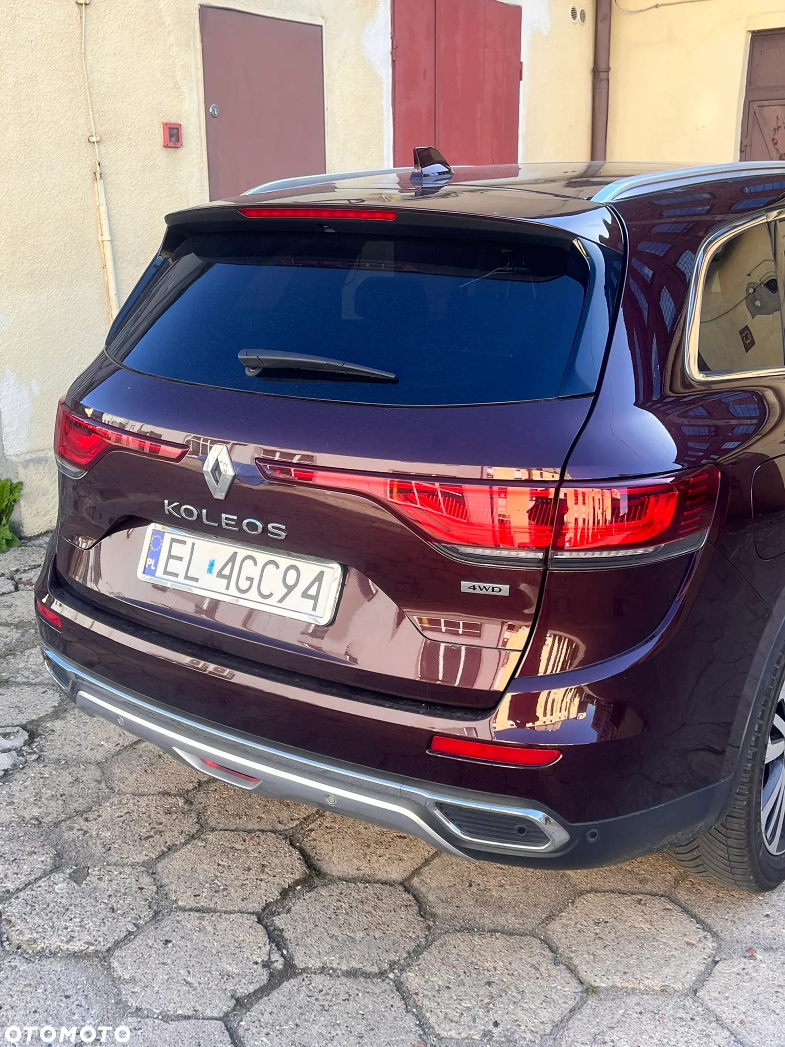 Renault Koleos 2.0 Blue dCi Initiale Paris 4x4 X-Tronic - 4