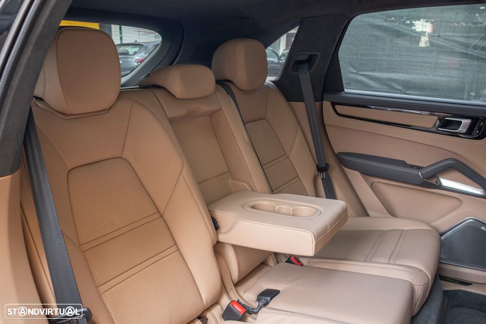Porsche Cayenne Turbo S E-Hybrid — fotografia 47