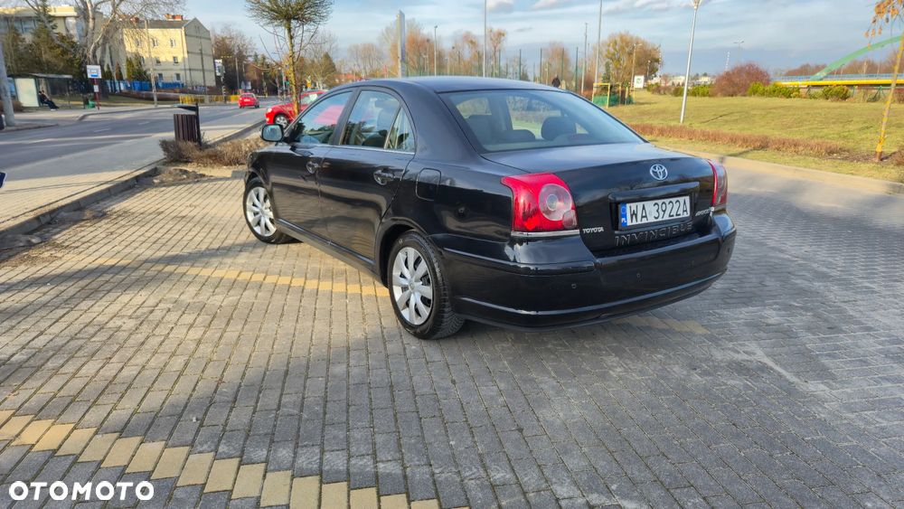 Toyota Avensis 1.8 VVT-i Luna - 6