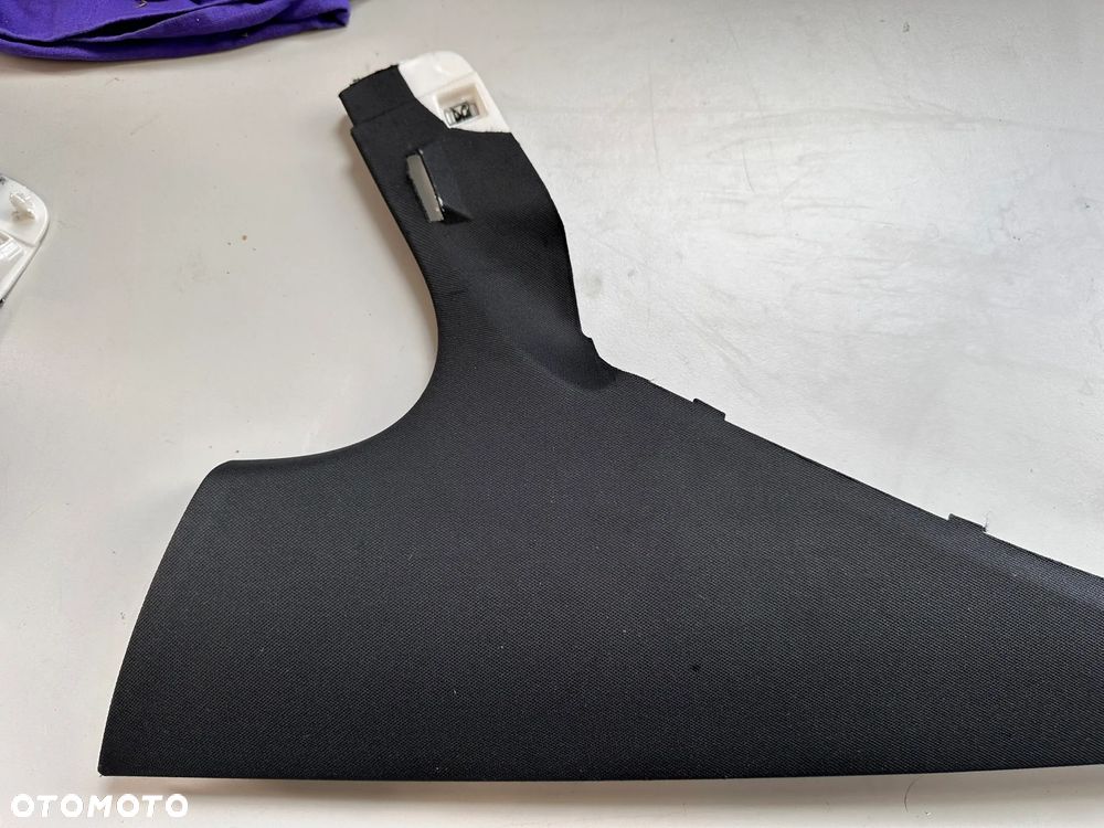 Osłona poszycie słupka lewy tył VW Passat B8 3G5867241 - 2