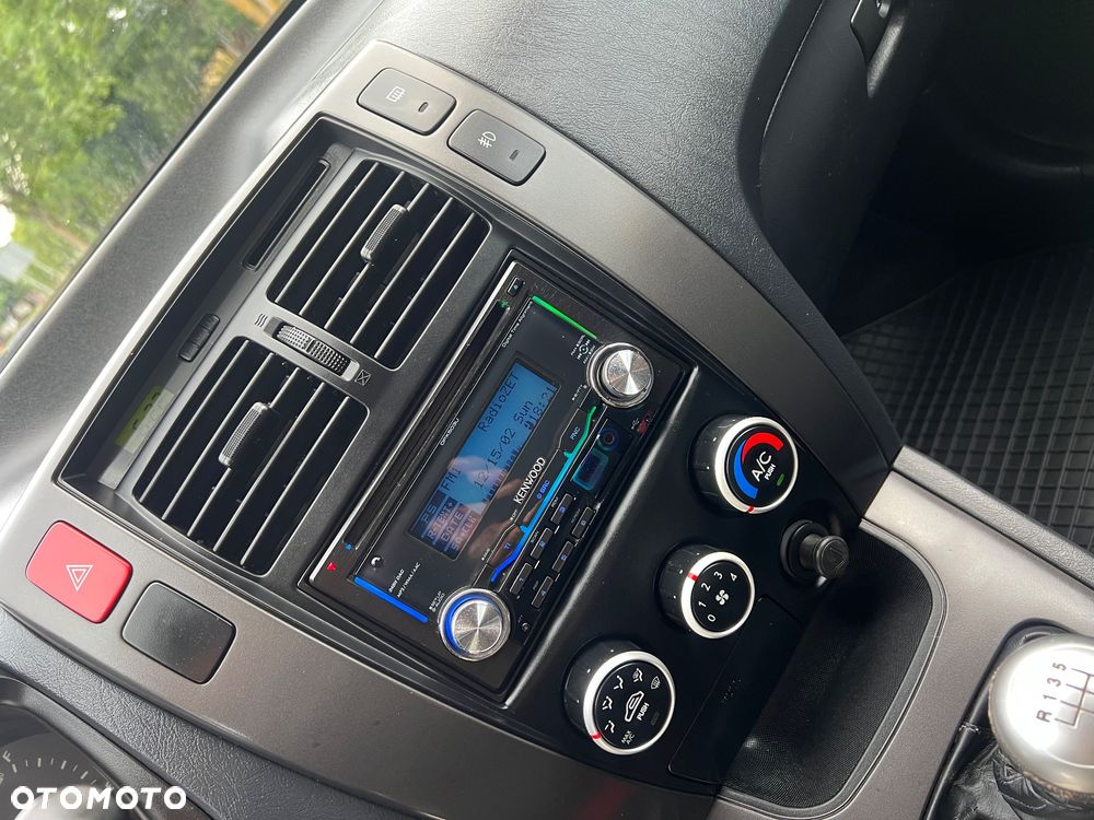 Hyundai Tucson 2.0 CRDi 2WD GLS - 28