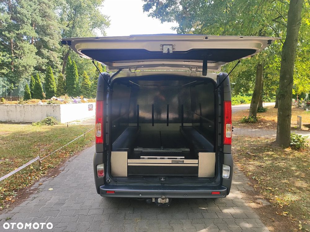 Opel Vivaro - 15