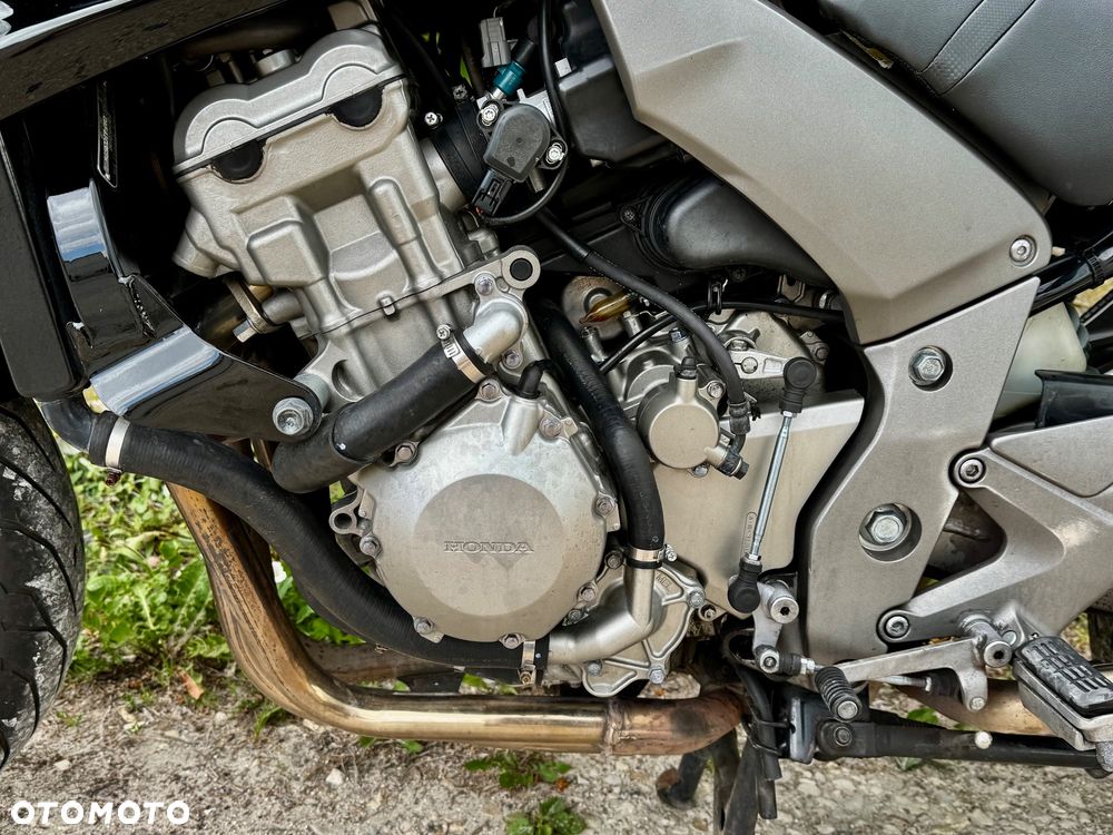 Honda CBF - 22