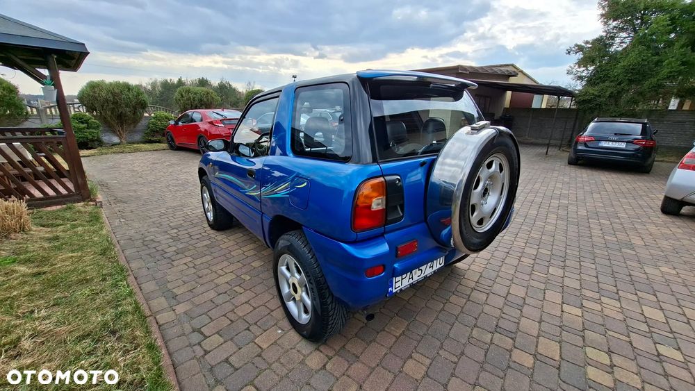 Toyota RAV4 2.0 Fun - 9