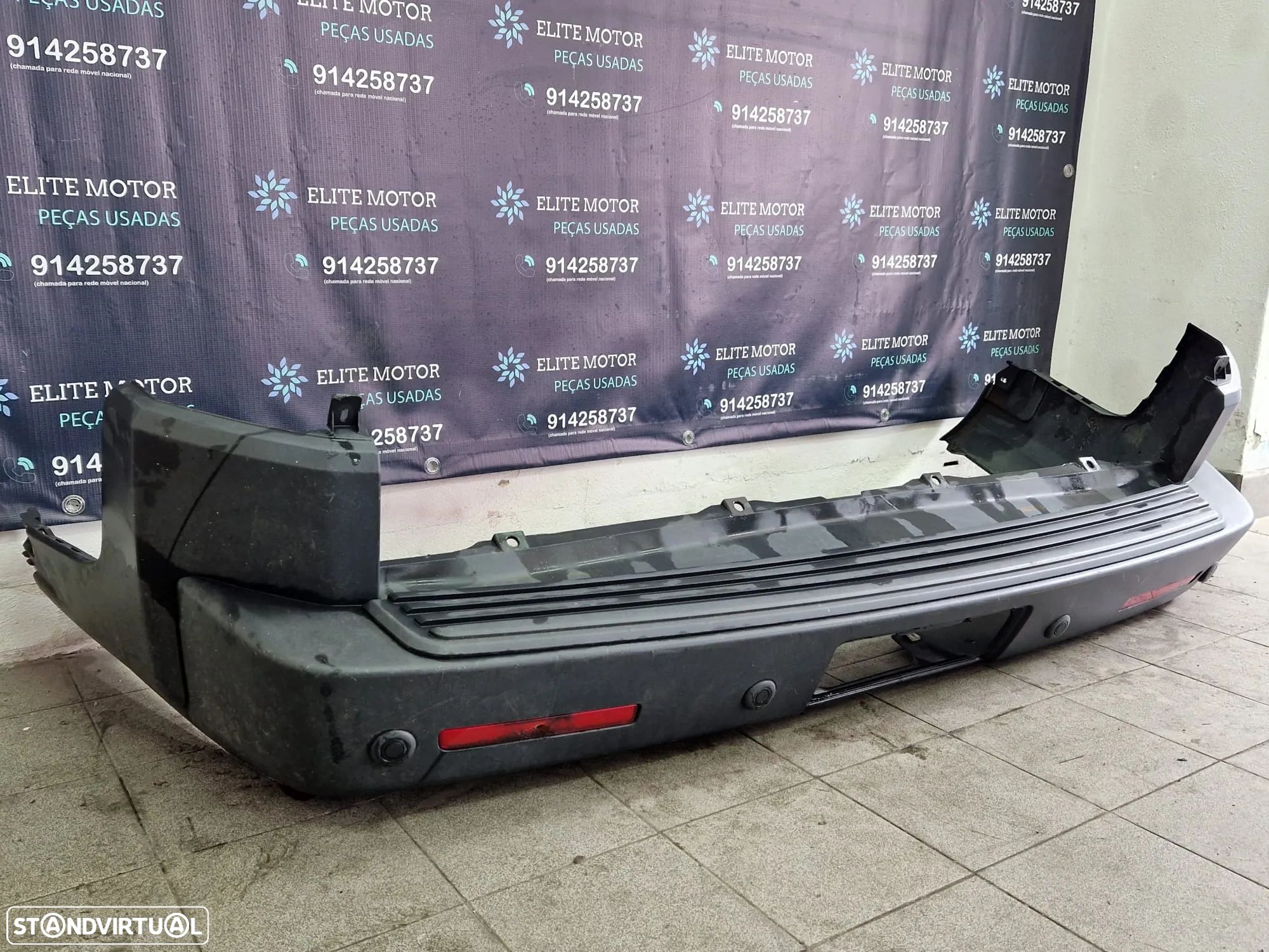 Parachoques traseiro usado LAND ROVER DISCOVERY III 3 sensores original - 1