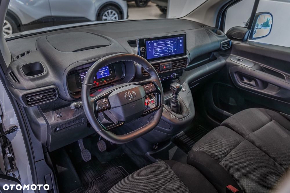 Toyota PROACE CITY - 8