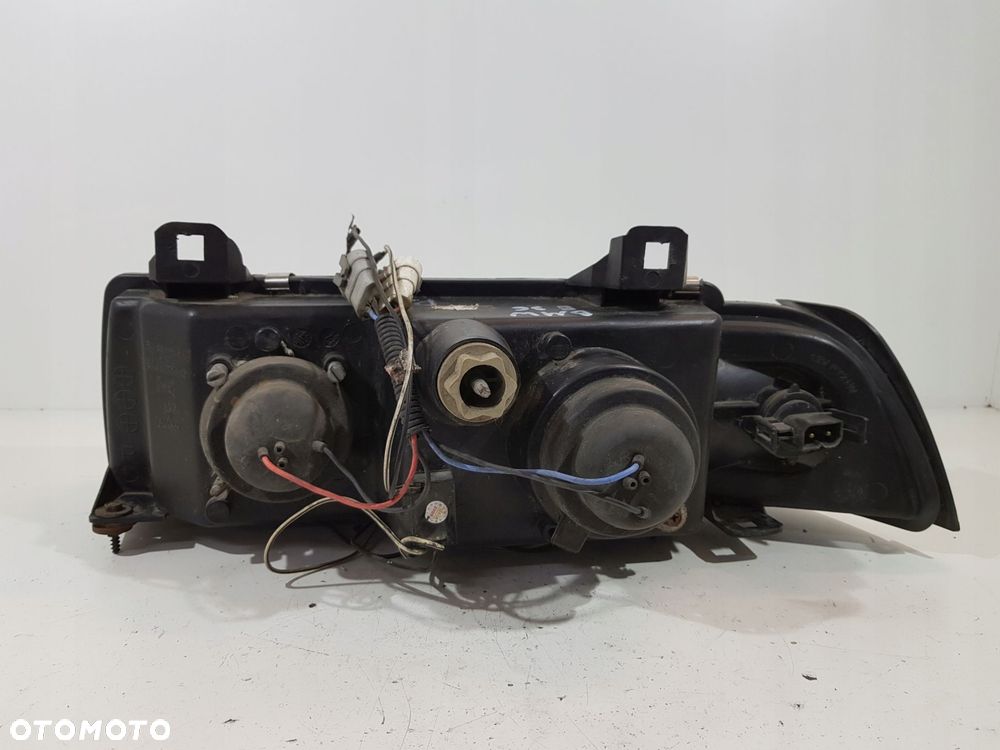 lampa prawy przód bmw e36 mpakiet czarna ringi - 4
