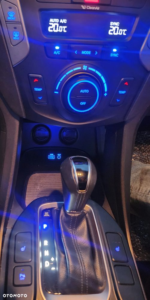 Hyundai Santa Fe 2.0 T Sport Utility 2WD - 17