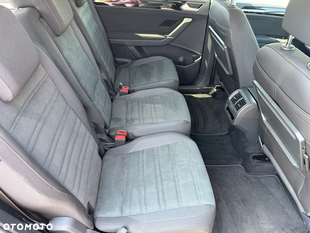 Volkswagen Touran 2.0 TDI BMT Highline DSG - 27