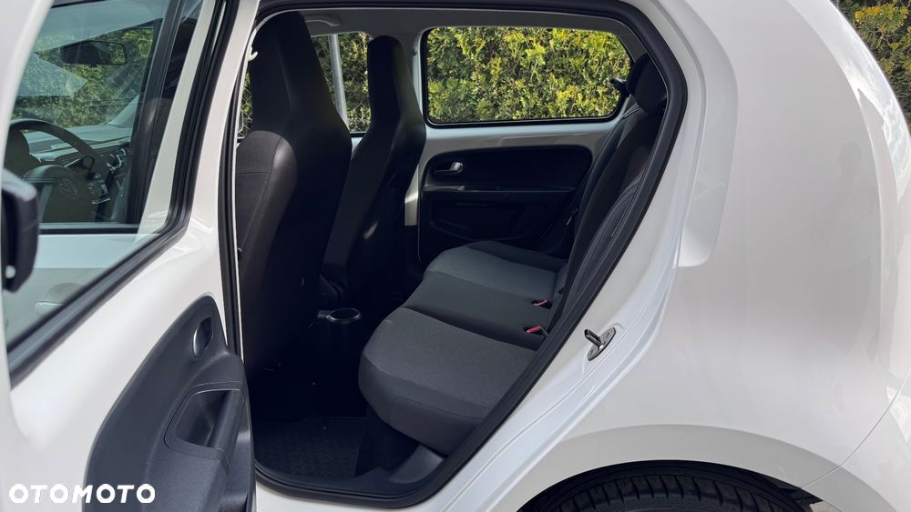 Volkswagen up! - 27