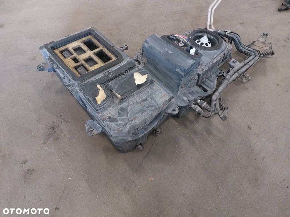 OBUDOWA NAGRZEWNICY + DMUCHAWA RENAULT ESPACE IV 3.5 V6 8200742627 - 2