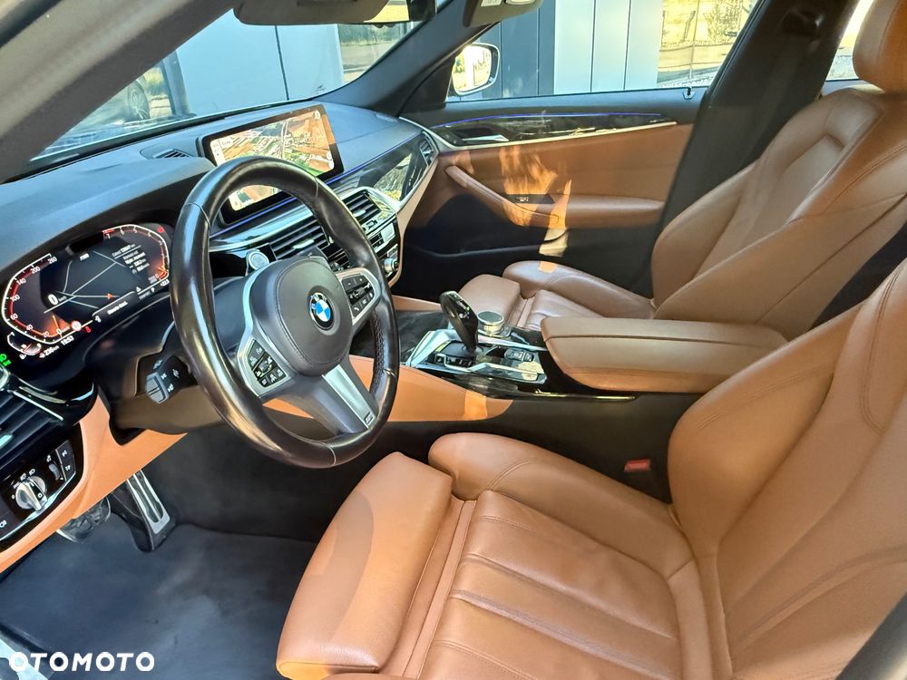 BMW Seria 5 530i xDrive mHEV M Sport sport - 23