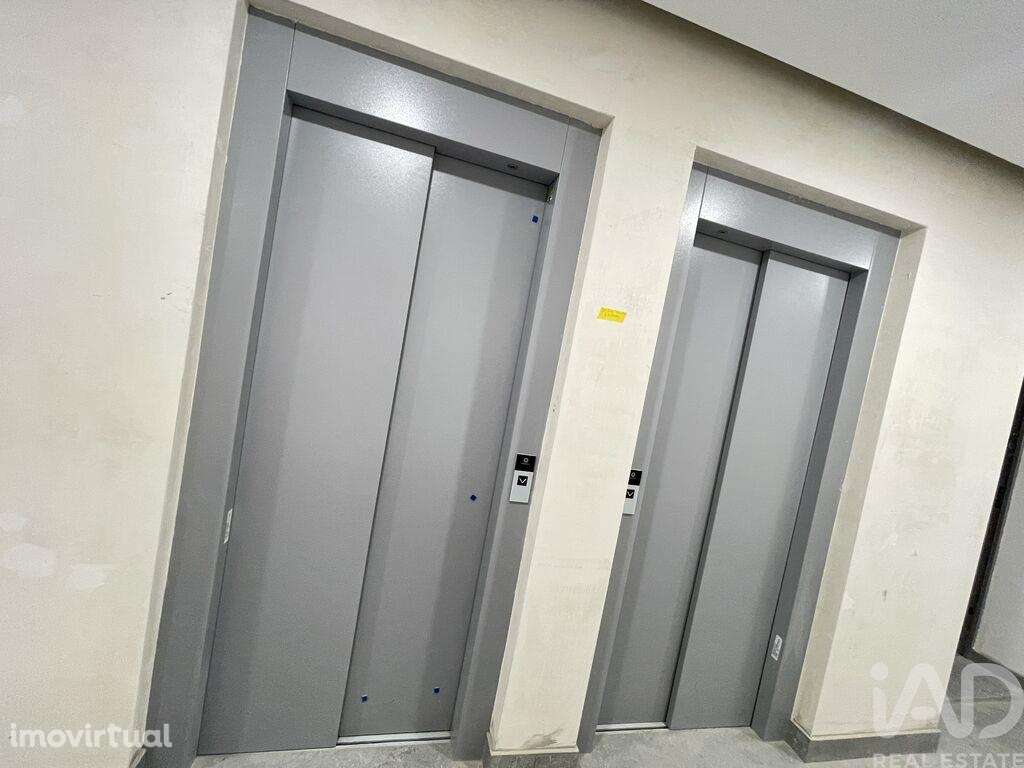 Apartamento T3 em Nossa Senhora de Fátima de 128,00 m2 - Grande imagem: 5/21