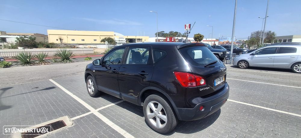 Nissan Qashqai 2.0 dCi Tekna Premium P.Preta 17 - 13