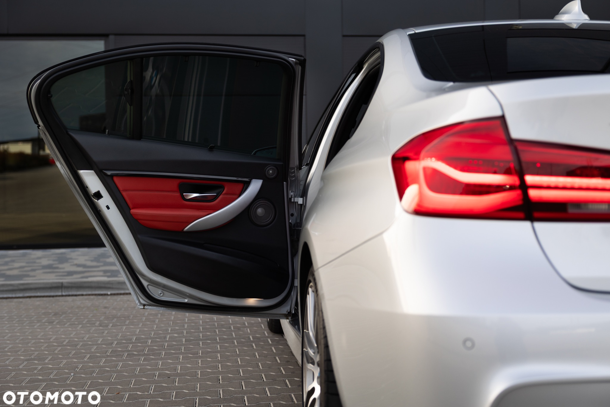 BMW Seria 3 340i xDrive M Sport - 18
