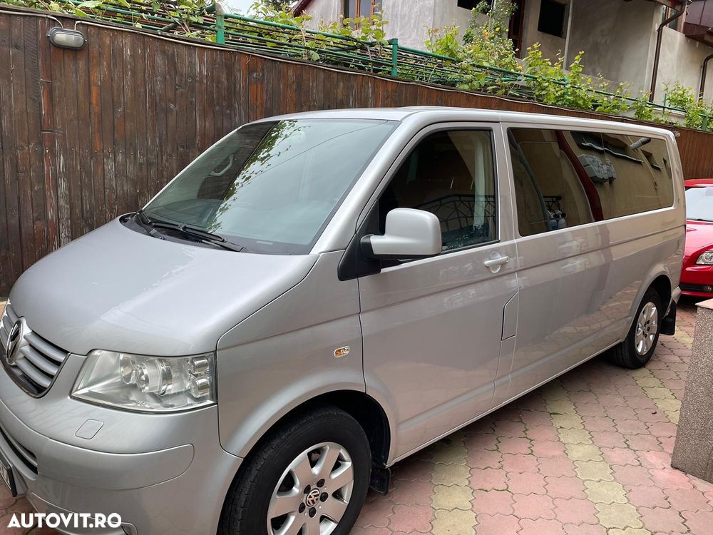 Volkswagen Caravelle - 1