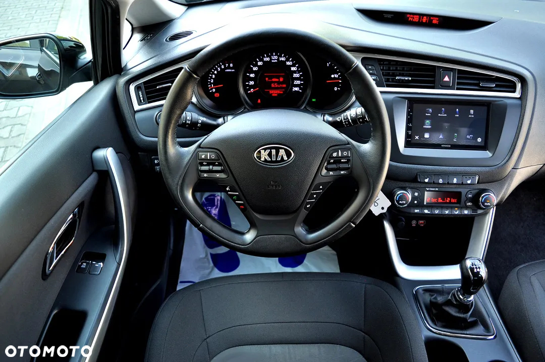 Kia Ceed 1.4 L Business Line Plus - 21