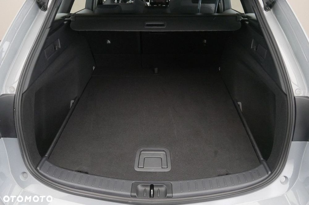 Toyota Corolla 1.8 Hybrid Comfort - 16