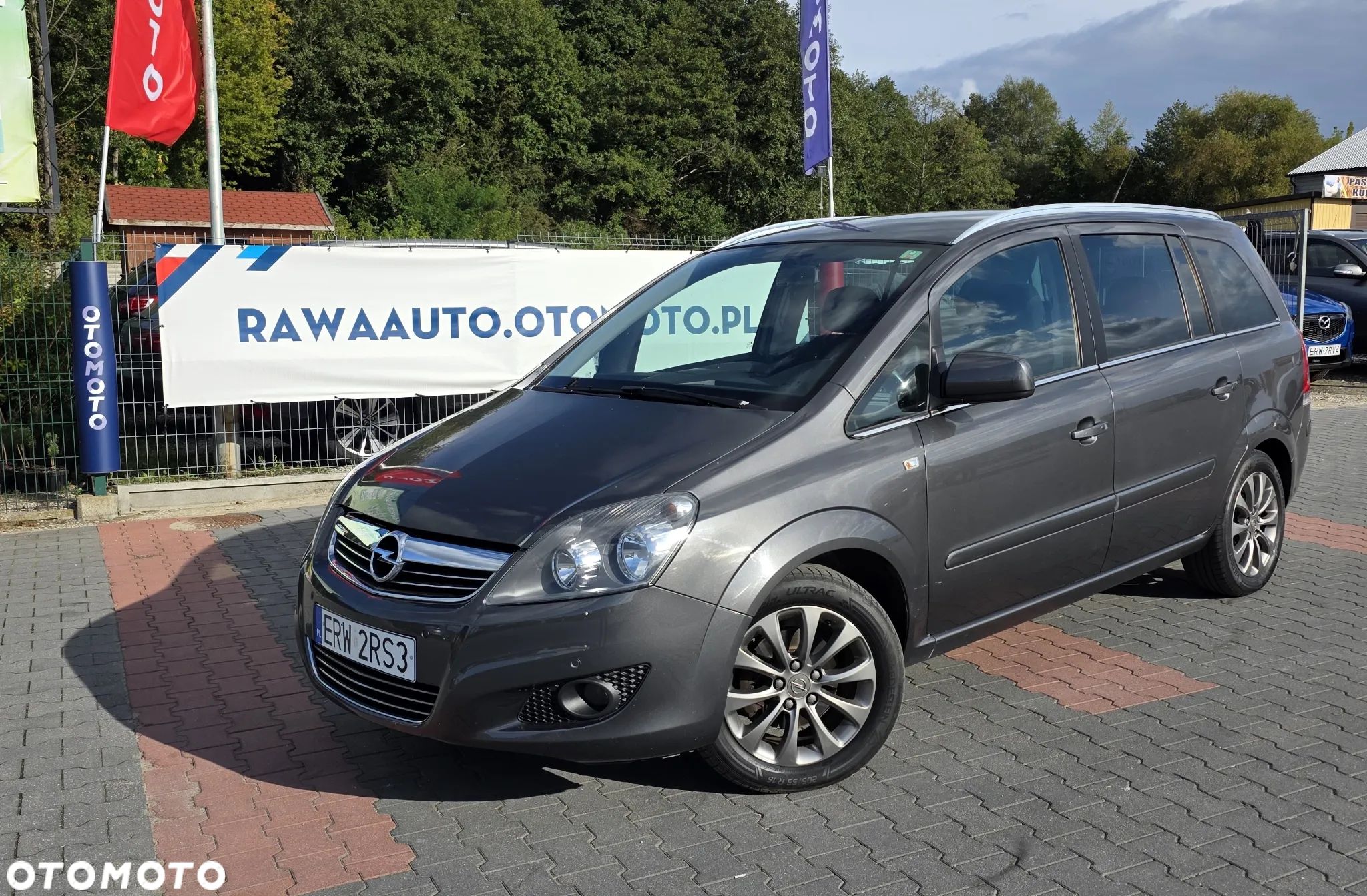 Opel Zafira 1.6 Cosmo - 1