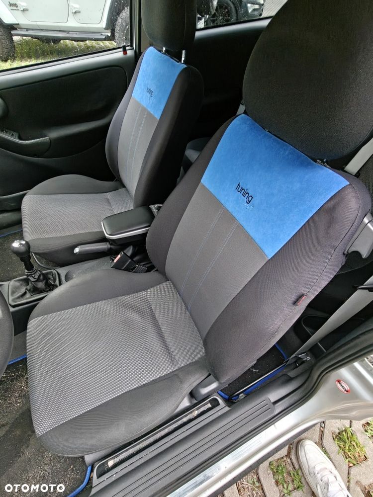 Opel Corsa - 6