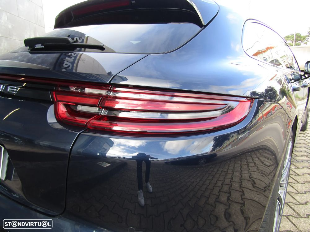 Porsche Panamera Sport Turismo 4 E-Hybrid - 9