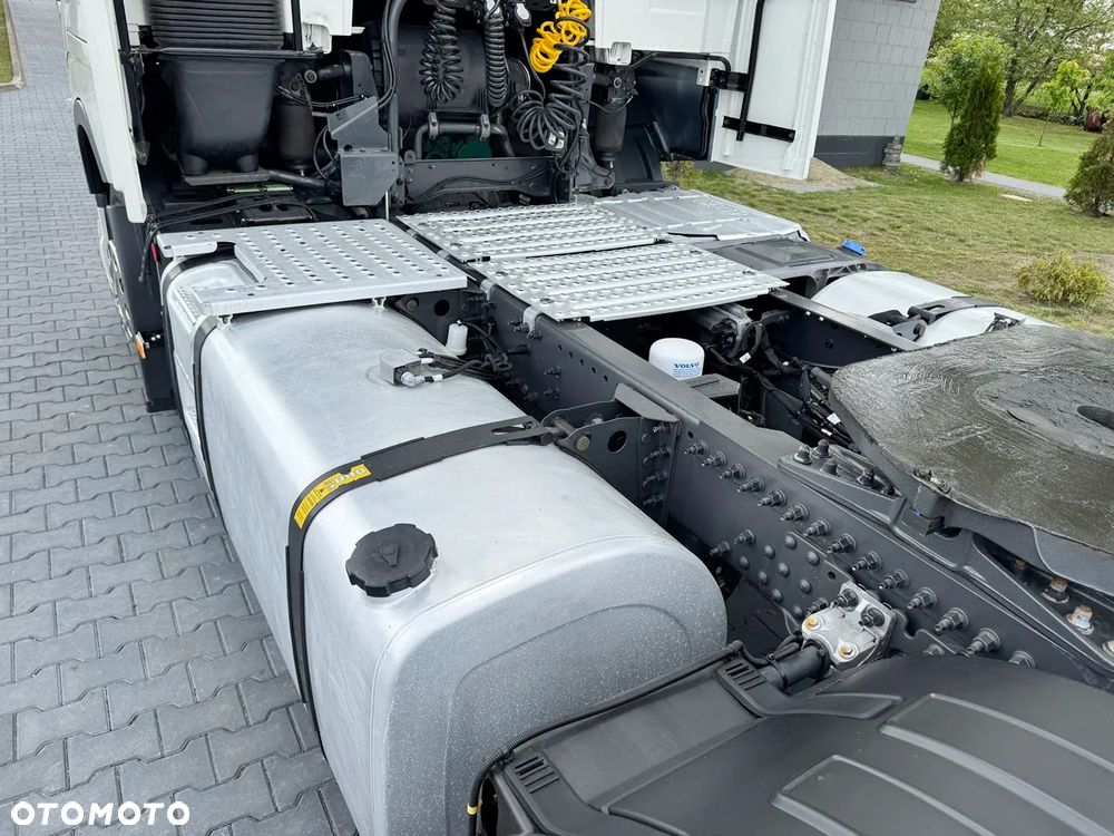 Volvo FH 500 XXL / EURO 6 * BEZ I-SAVE / ACC  / DWA ŁÓŻKA / KLIMA POSTOJOWA / NAVIGACJA / Z NIEMIEC - 18