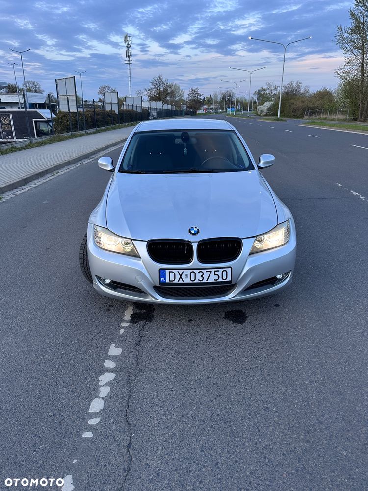 BMW Seria 3 320d DPF - 37