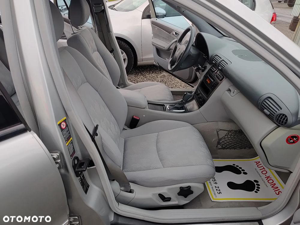 Mercedes-Benz Klasa C - 22