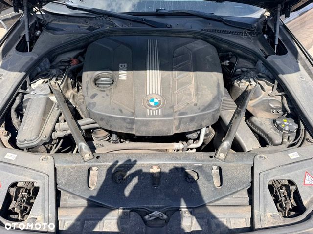 BMW Seria 5 520d Luxury Line - 16